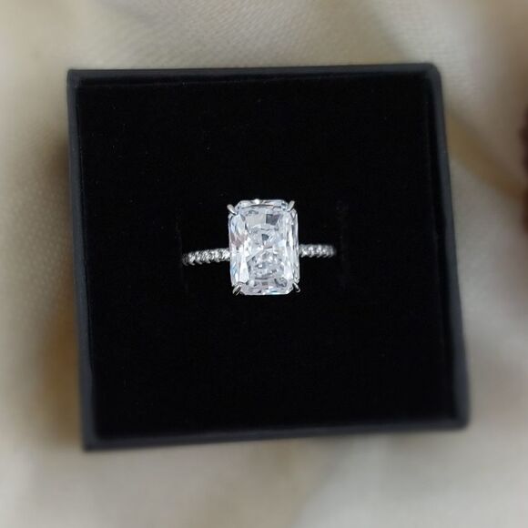 6 Carat Ice Cut Simulated Diamond Sterling Silver Engagement Ring - Picture 9 of 13